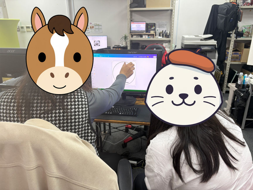 利用者さんとデザイン作業